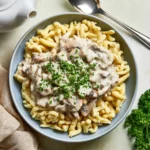 Spätzle maison aux champignons et à la crème