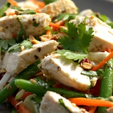 Salade de Poulet Vietnamienne
