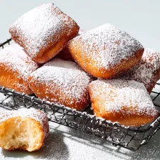 Beignets de carnaval bien gonflés