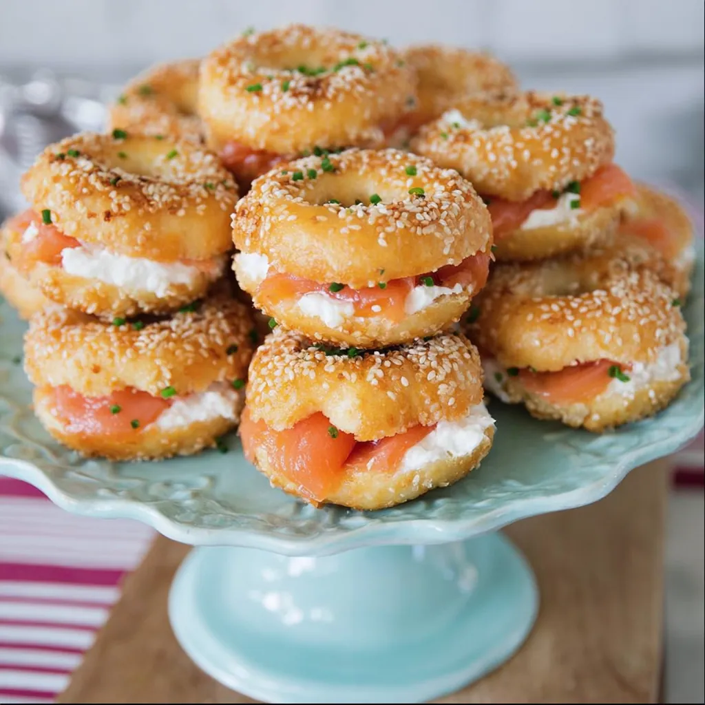 Minibagels saumon fumé : recette moelleuse et facile 4 Minibagels saumon fumé