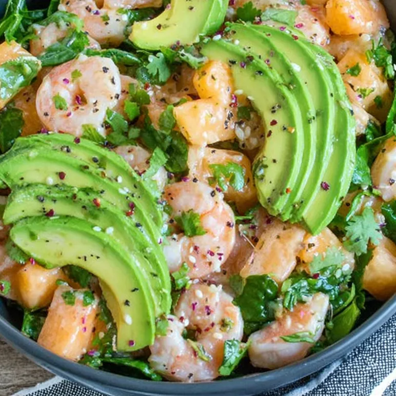 Salade melon crevettes avocat : recette fraîcheur estivale 4 Salade melon crevettes avocat