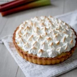 Tarte rhubarbe meringuée